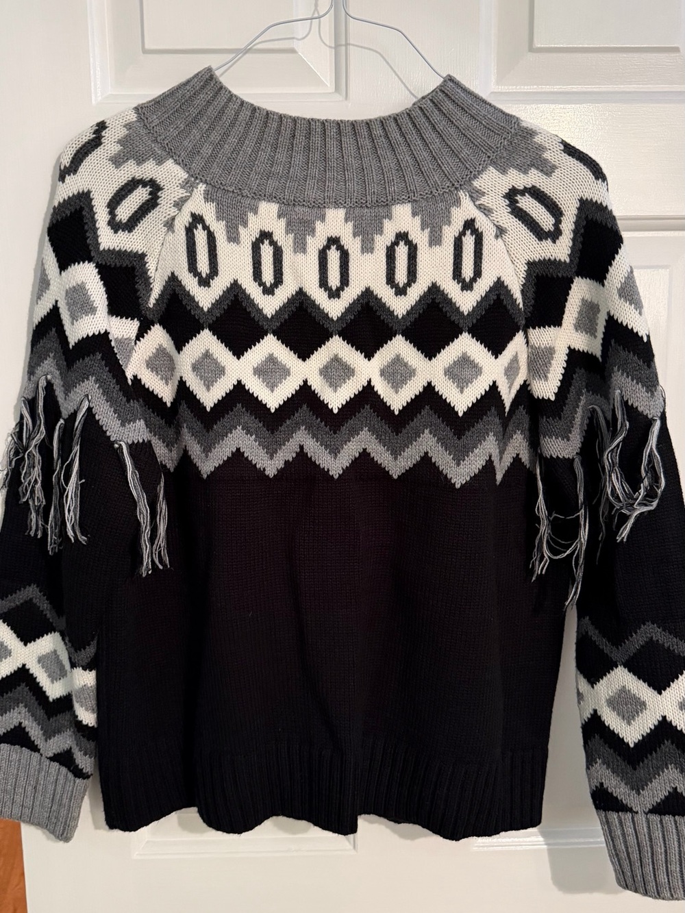 Women’s Crewneck Fringe Sweater in Black, Gray & White